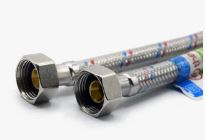 Подводка гибкая для воды "TF - GREEN" (1/2"х0.6 г/г) (в силиконе)