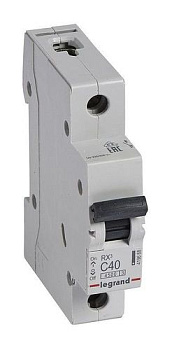 Выключатель автоматический модульный  1п С 40А RХЗ 4,5кА